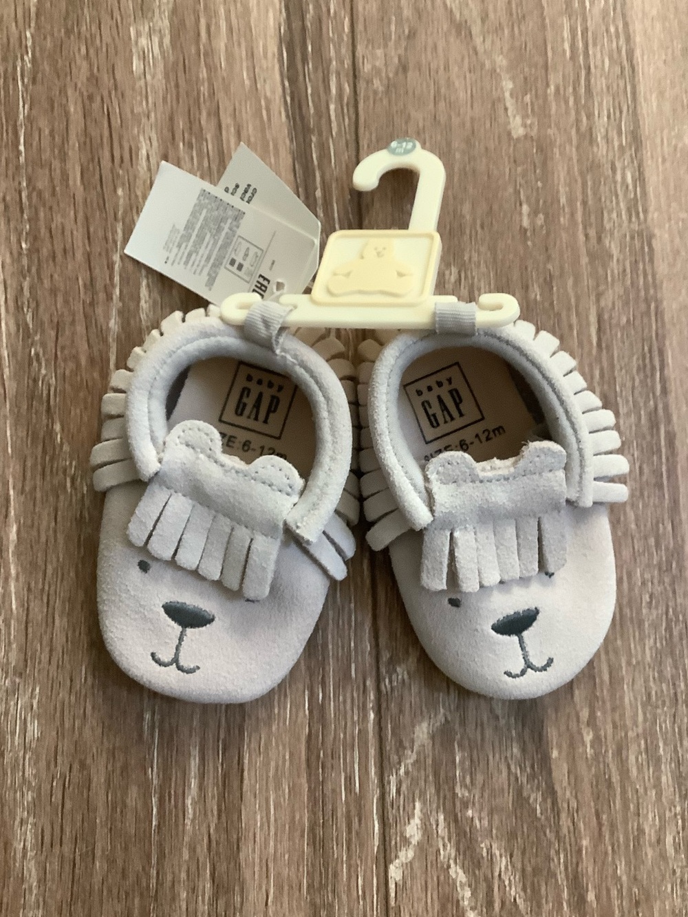Baby Gap Light Gray Baby Shoes 6-12m